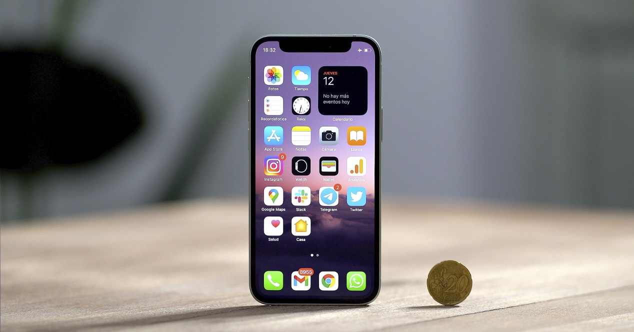 Apple Sẽ Tung Sản Phẩm Nối Ngôi iPhone 12 Mini Trong Năm 2021? 