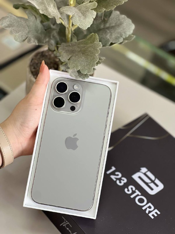 Khám Phá Siêu Phẩm Mới - iPhone 15 Pro Max: Sức Mạnh và Sang Trọng Đích Thực