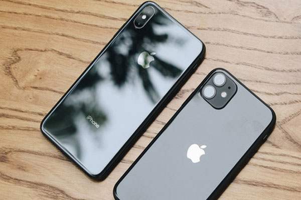Trên Tay 13 Triệu Đồng Thì Nên  Mua iPhone 11 Hay iPhone Xs Max ?